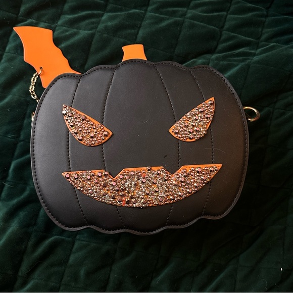 Sleepy Hallow Cross Body Purse - Picture 4 of 5